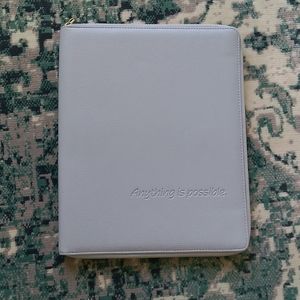 Kensie zip around folder